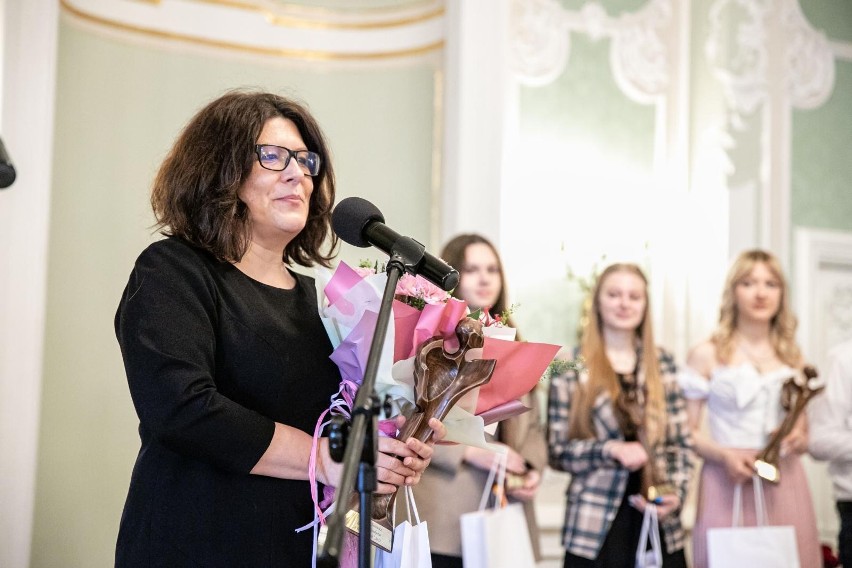 Białostocki finał „Ośmiu Wspaniałych”. Poznaliśmy najbardziej zaangażowanych młodych wolontariuszy       