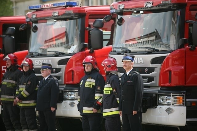 Nowe wozy strażackie