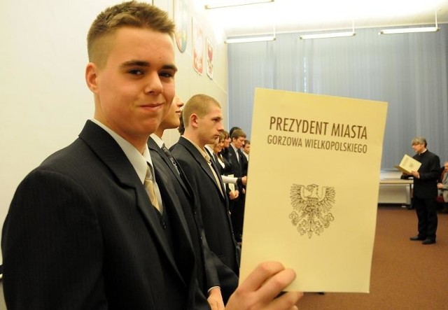 Junior młodszy Rafał Bujko z AZS AWF został nagrodzony za srebrny medal OOM, zdobyty z kolegami w wioślarskiej czwórce podwójnej bez sternika
