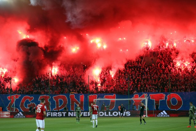 Kibice na meczu Wisła Kraków - Legia Warszawa