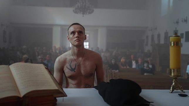 Ostrowieckie kino Etiuda zaprasza na premierę „Czarownica 2”, najnowszy film Jana Komasy „Boże Ciało” i komediodramat „(Nie)znajomi”