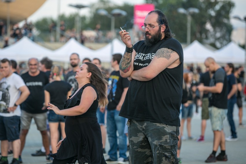 Kraków. Fani przed koncertem Iron Maiden w Tauron Arenie [ZDJĘCIA]