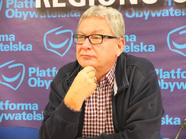 Poseł Leszek Korzeniowski (PO).