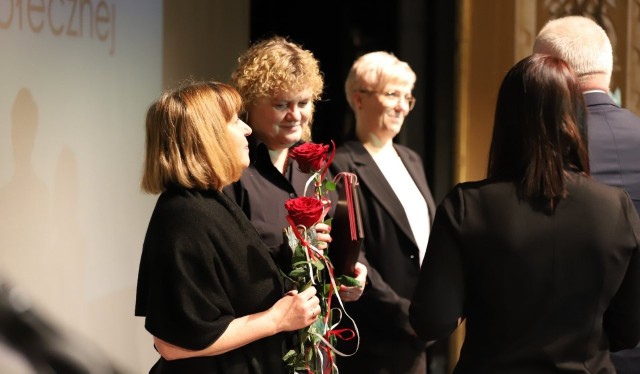 W Teatrze im. Juliusza Osterwy w Gorzowie uhonorowano laureatów konkursu Społecznik Roku.