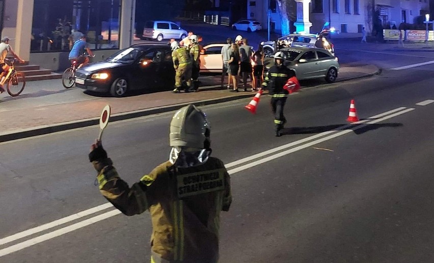 17.08.2022 w ciągu drogi krajowej nr 52, na ulicy...