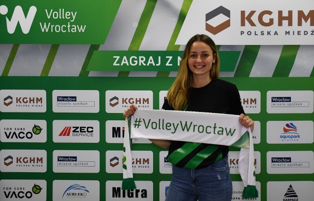 Anna Bączyńska przyjmującą #VolleyWrocław
