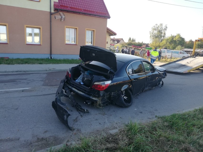 Zdarzenie drogowe miało miejsce w poniedziałek przed godziną...