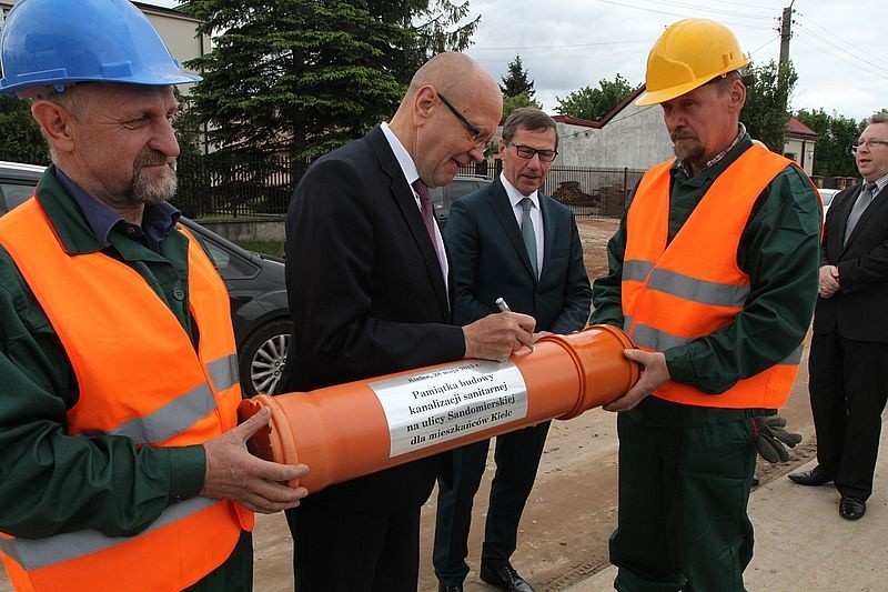 Budowa kanalizacji na ulicy Sandomierskiej