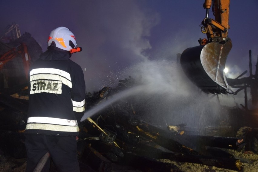 Pożar w Łebie 26.03.2022 r. Spłonęła Łebska Chata