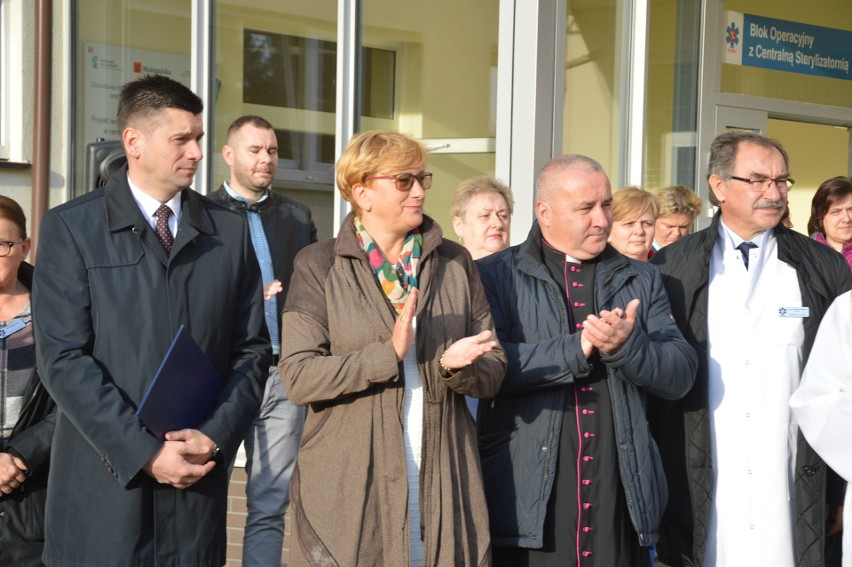 Proszowice. Szpital ma dwie nowe karetki i większą dotację