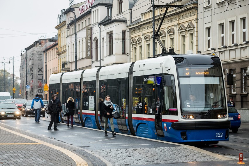 Pod względem infrastrukturalnym i komunikacyjnym na...