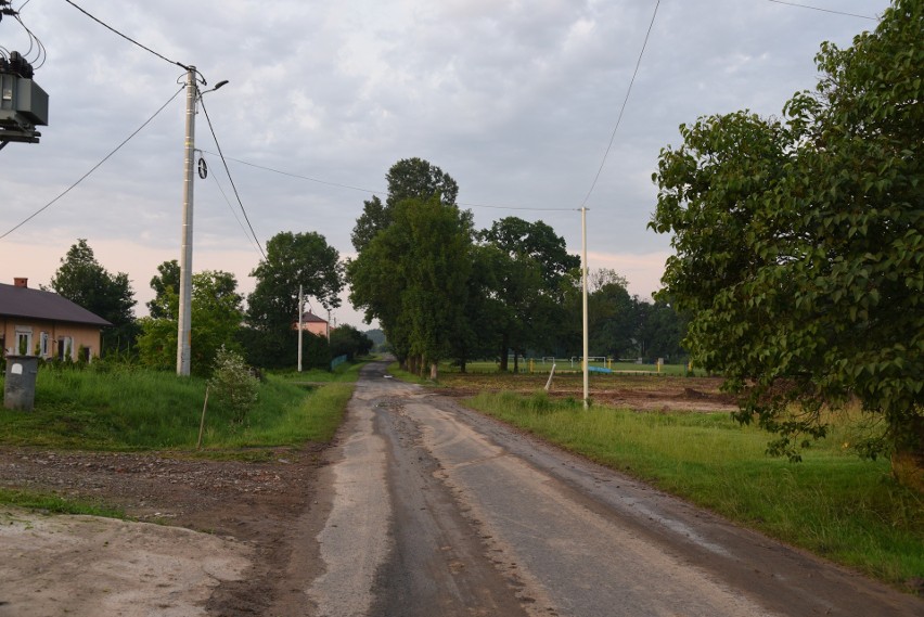 Dzięki rozbudowie drogi będzie dobry dojazd do stadionu i...