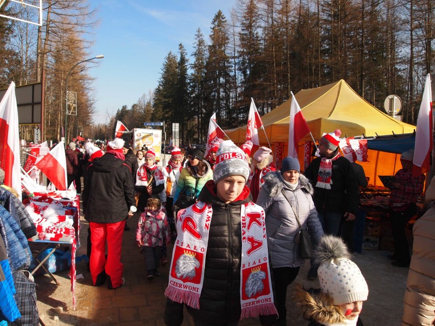 Zakopane. Kibice szykują się na skoki narciarskie [ZDJĘCIA]