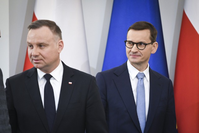 CBOS: Andrzej Duda i Mateusz Morawiecki nadal z największym zaufaniem.