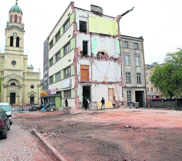 Część budynku, w której zawaliła się ściana, została rozebrana.