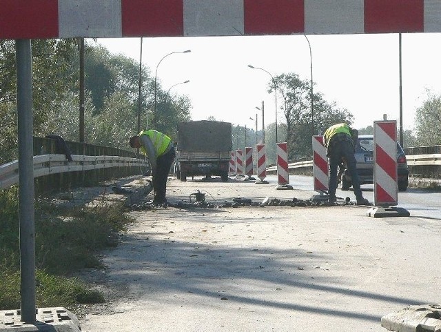 W ramach modernizacji drogi numer 776 przebudowywany jest most na Nidzie w Wiślicy.