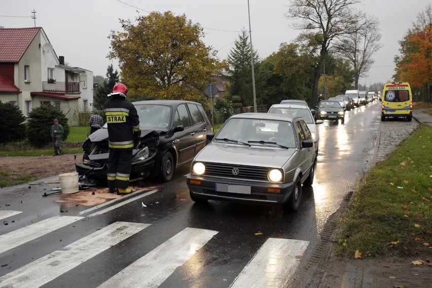 Wypadek na ulicy Kaszubskiej (wideo, zdjęcia)