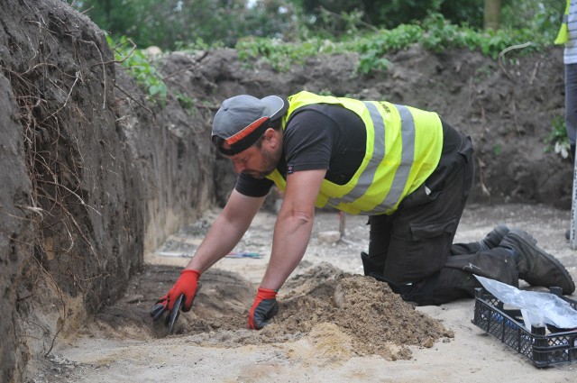 Archeolodzy trafili na średniowieczną fosę, która prawdopodobnie otaczała znajdującą się w tym miejscu siedzibę biskupów lubuskich.