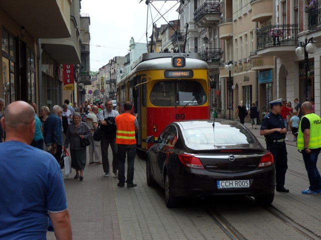 Potrącenie dziecka przez tramwaj w Grudziądzu przy ul. Toruńskiej.