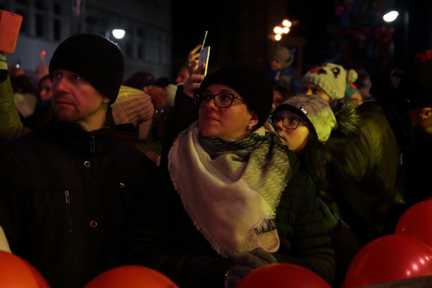 Światełko do nieba, licytacje i koncert Feel na finał WOŚP w...