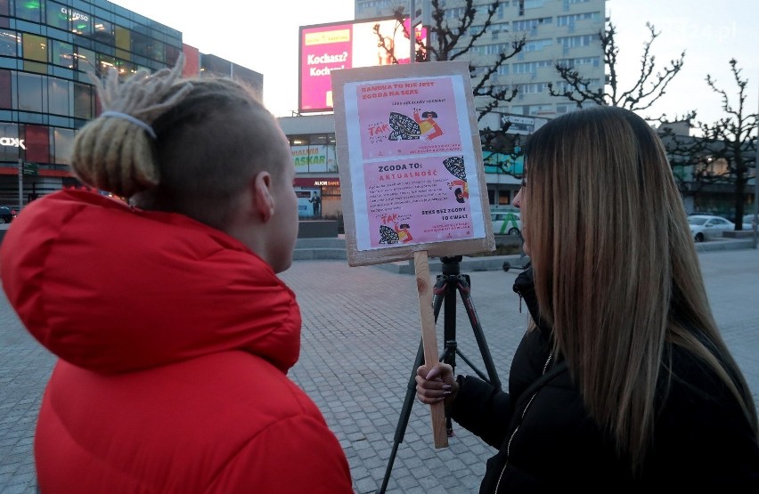 One Billion Rising w Szczecinie: Nazywam się Miliard. Tańcem walczą o prawa kobiet [ZDJĘCIA]