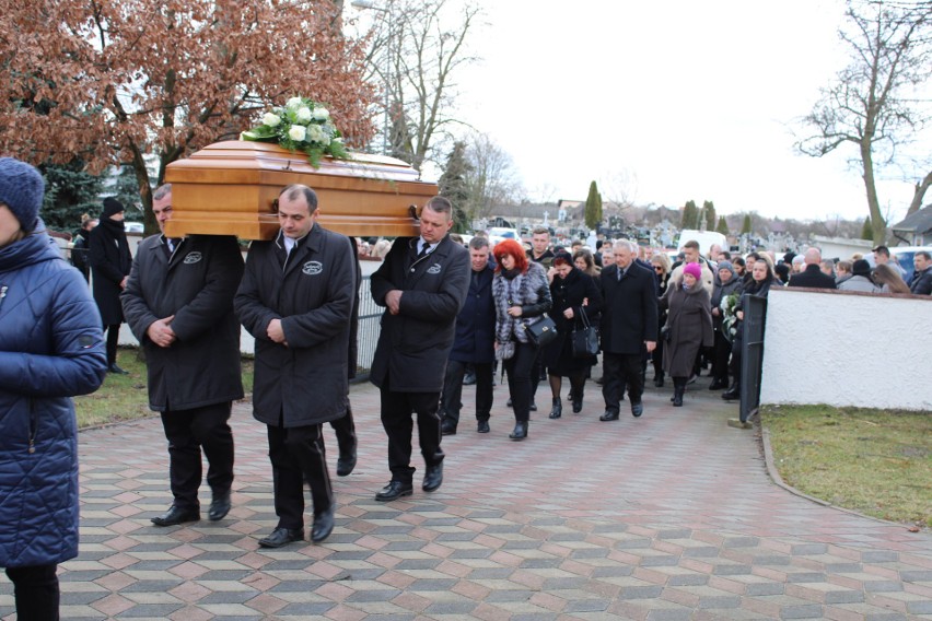 W kościele pod wezwaniem świętej Doroty w Potworowie żegnano...