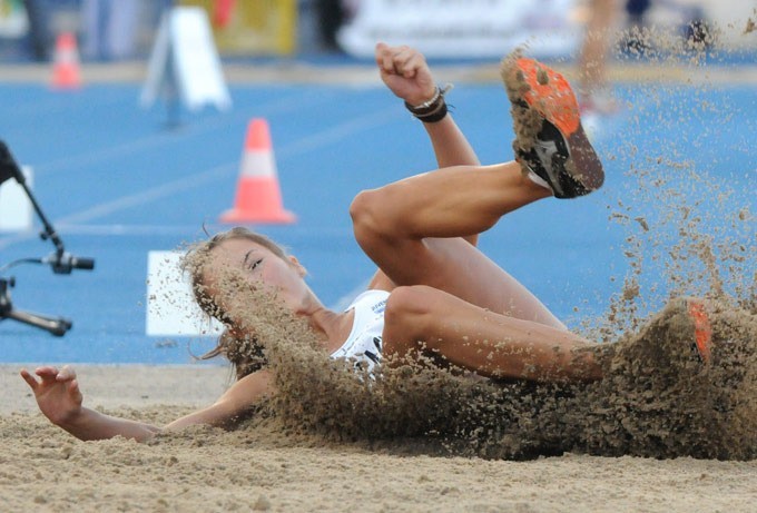 Uśmiechy i grymasy królowej sportu