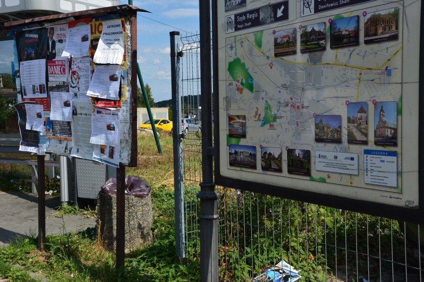 Wieliczka. Zaniedbana pętla autobusowa. Mieszkańcy żądają szybkiej poprawy jej estetyki, a także bezpieczeństwa