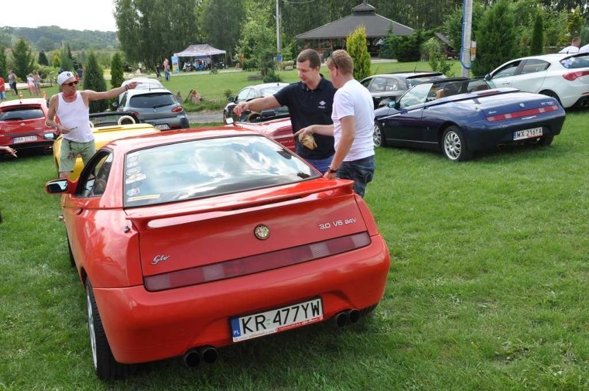 Wola Więcławska. II Zlot Alfa Romeo w Małopolsce [ZDJĘCIA]