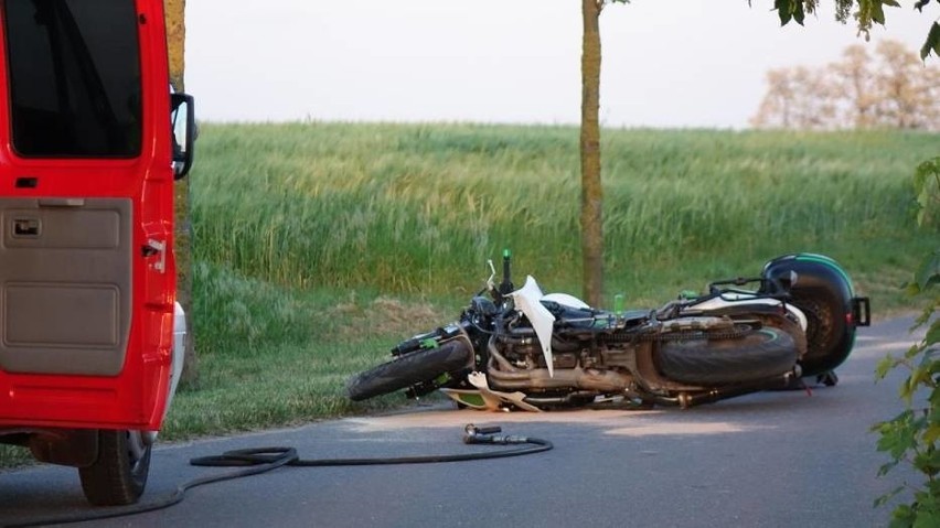 Wypadek w Chrustowie. Motocykl zderzył się z rowerem. Nie...
