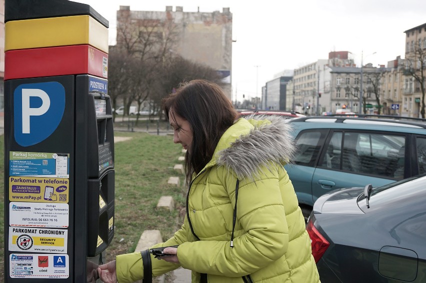 Kończy się czas darmowego parkowania w niektórych częściach...