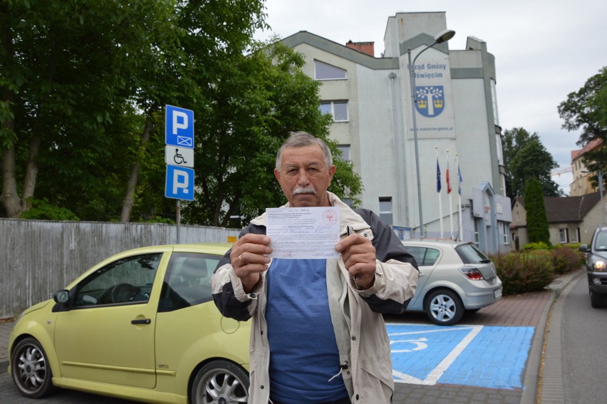 Chciał pomóc, dostał mandat 