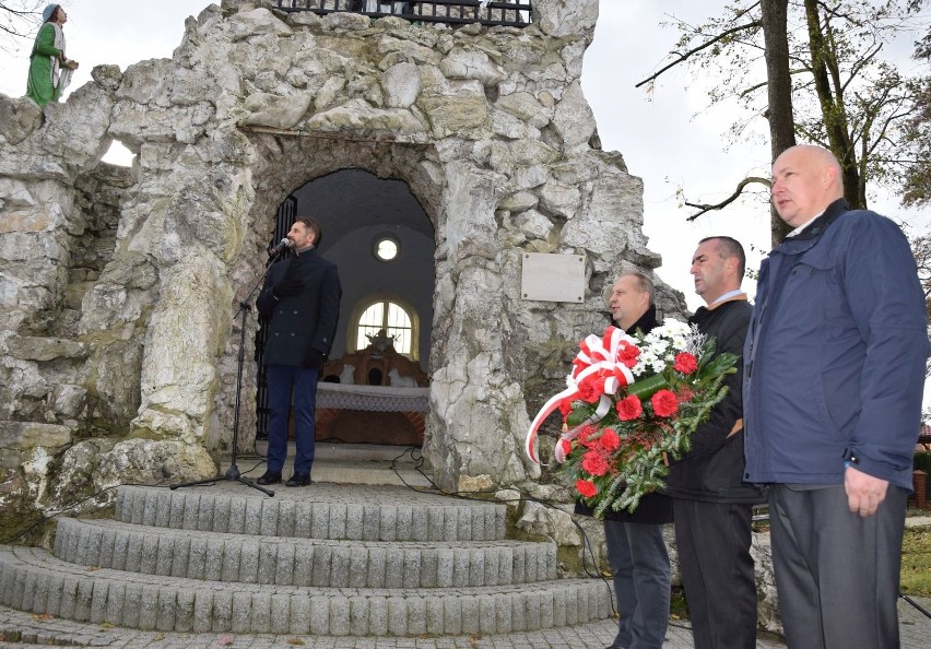 Pierwsze obchody Święta Niepodległości w Krasocinie. Porywające wystąpienie nauczyciela historii
