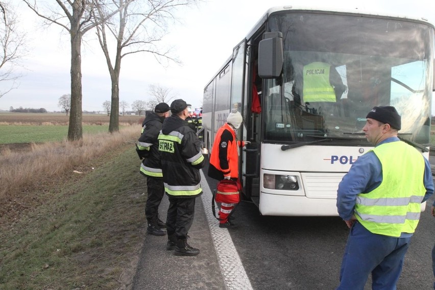 Wypadek autobusu Polbus. Wjechała w niego ciężarówka