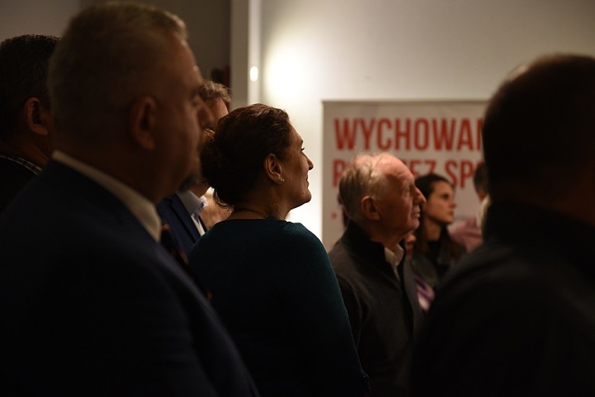 Wybory samorządowe 2018. Dwa wieczory wyborcze PiS: u Arkadiusza Mularczyka i Wiesława Janczyka