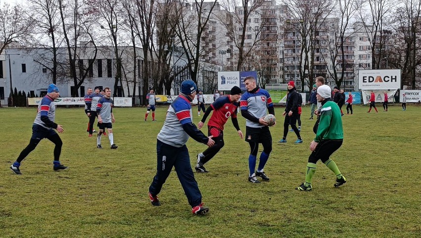 Noworoczny mecz rugbistów Budowlanych Lublin. Zobacz, jak rozpoczęli 2022 rok przy ul. Krasińskiego