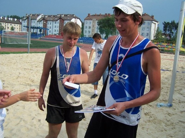 Drugi w zawodach w Połańcu duet Patryk Grosicki i Karol Chodyna  z IUKS Integro Staszów.