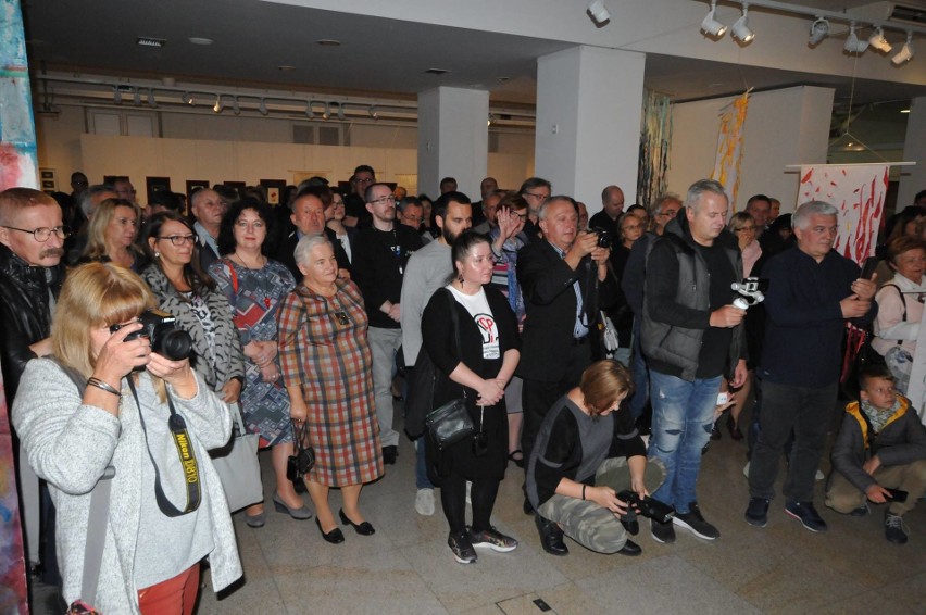 Kieleckie Biuro Wystaw Artystycznych zaprasza do trzech światów