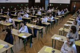 Matura 2024 - przeszło 34 tysiące uczniów w Śląskiem podejdzie do egzaminu dojrzałości. Najwięcej osób będzie zdawać język angielski