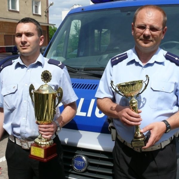 Łukasz Wilk i Bogdan Krysa &#8211; mistrzowie Polski w ratownictwie drogowym.