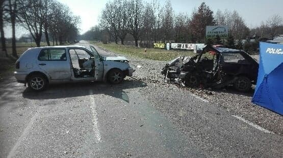 Tragiczny wypadek w Bielsku Podlaskim. Czołowe zderzenie na...