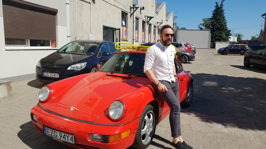 Historyczne Porsche 911 trafiają do remontu do Łodzi. Garaż firmy Car Bone [ZDJĘCIA]
