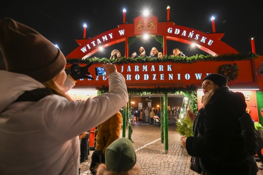 Jarmark Bożonarodzeniowy w Gdańsku przyciąga tłumy