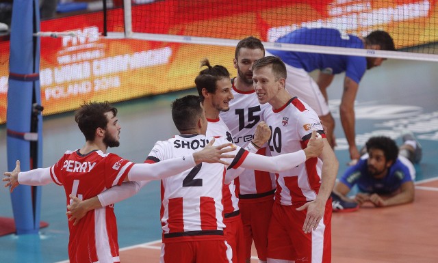 Asseco Resovia wygrała 3-2 z Sada Cruzeiro w Klubowych Mistrzostwach Świata w Rzeszowie.