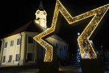 Bielsk Podlaski i jego świecące ozdoby świąteczne. Zobacz jak wygląda miasto po zmroku 