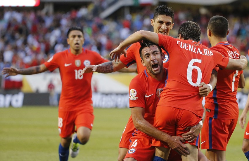 Półfinał Copa America: Chile - Kolumbia 2:0