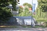 Miniatura zamku w Malborku ma być gotowa we wrześniu. Powstaje pod namiotem od kilku lat