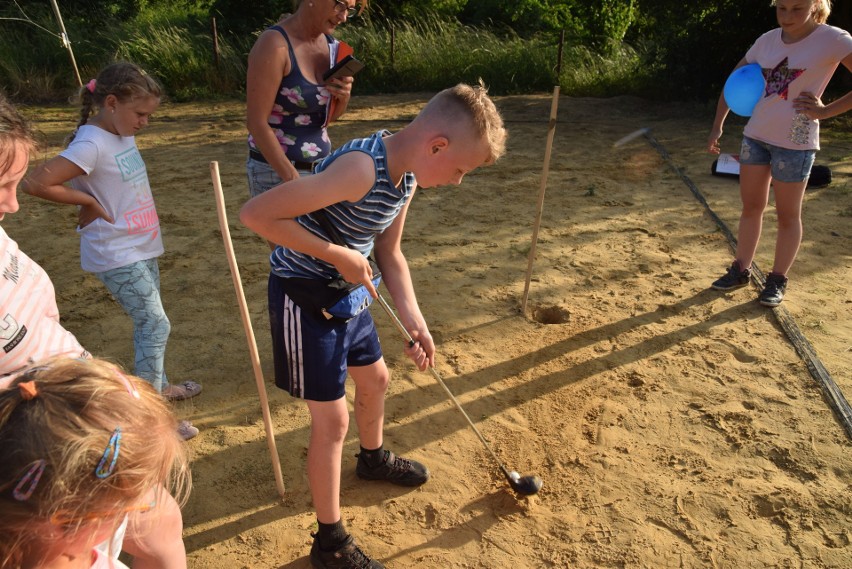 Ujuś 2018 - marszobieg rodzinny na orientację. Mała wioska też może mieć swój bieg [ZDJĘCIA]