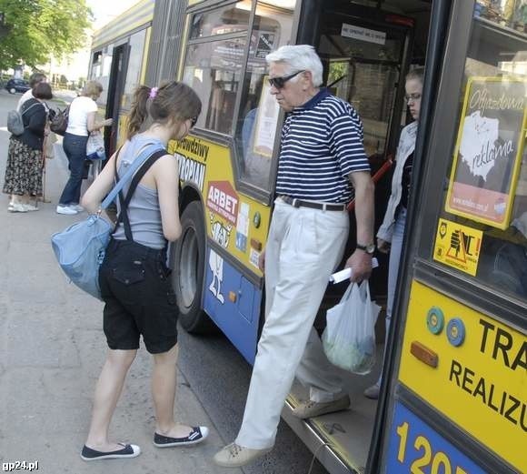 Pasażerowie słupskiej komunikacji mają szansę na wygodniejszą podróż nowoczesnymi autobusami