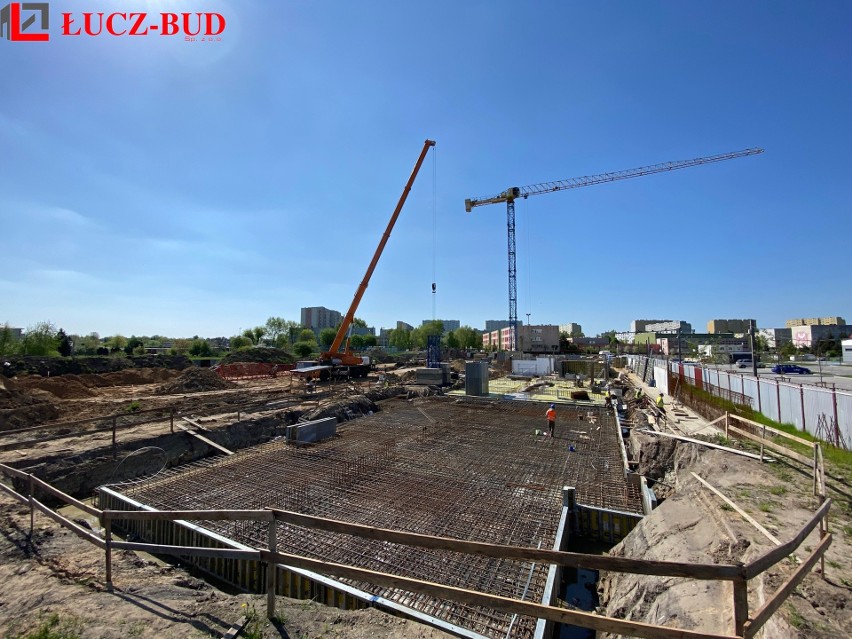 Budowa drugiego bloku przy ulicy Zbrowskiego 112 w Radomiu...